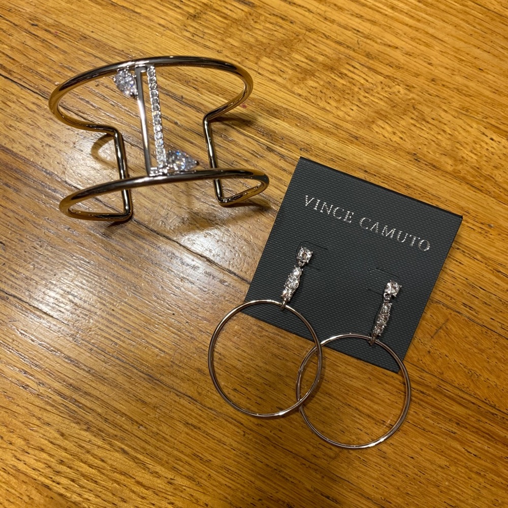 Vince Camuto Jewelry Set